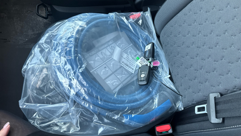 Ford Transit Custom E-320 L1 Rwd 100kW 65kWh H1 Van Limited Auto